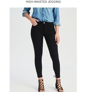 American Eagle Black Jeggings -size 8